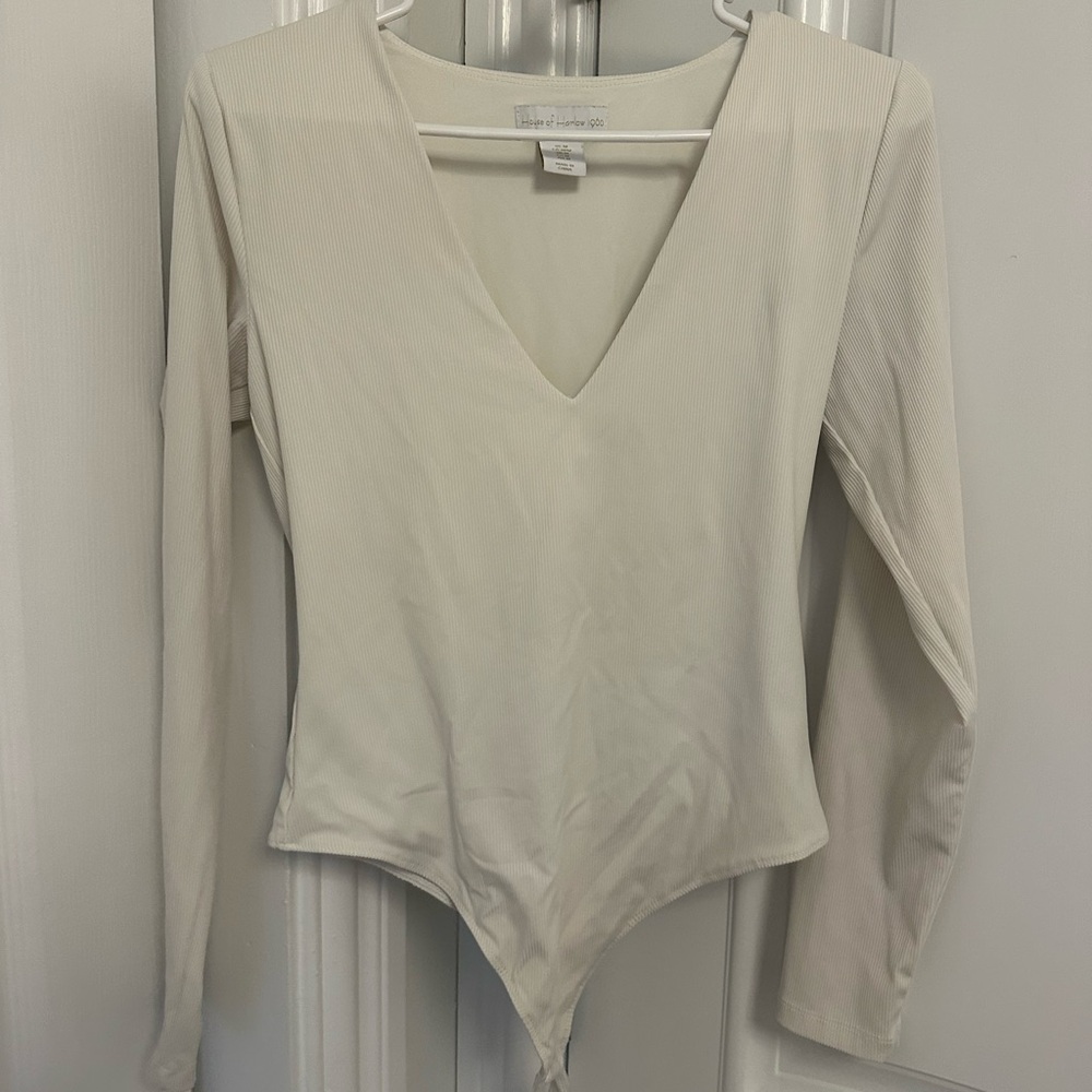 House of Harlow Ribbed Cream Long Sleeve Bodysuit